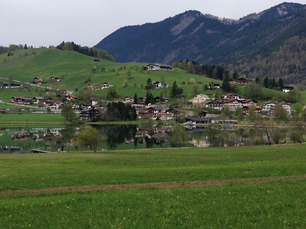 Weisses Rossl Am See Thiersee Eksteriør billede